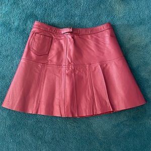 Newport News Pleated Wine Leather Mini Skirt Sz. 6